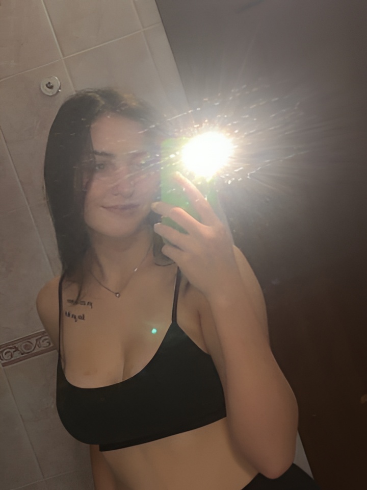 Богдана привлекальеная девушка из Нижнекамска цена от 3000 руб