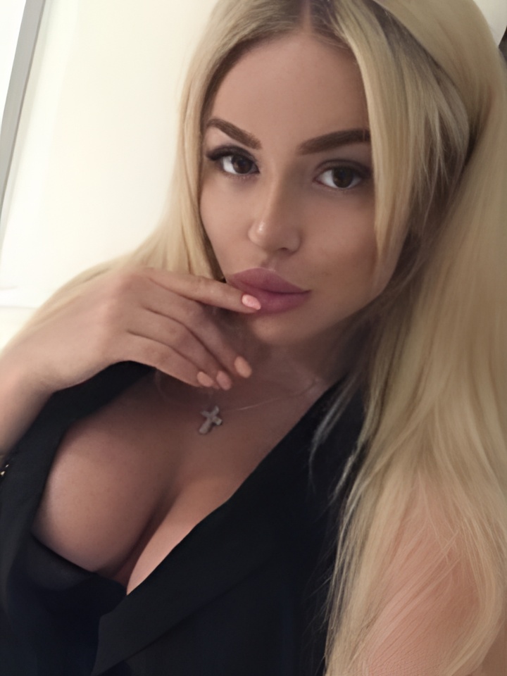 Галина привлекальеная девушка из Нижнекамска цена от 3000 руб