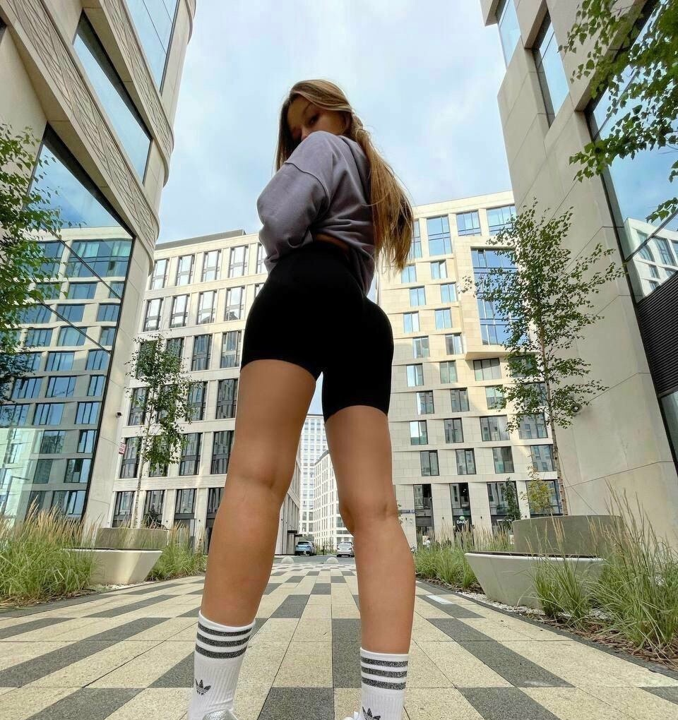 Рита привлекальеная девушка из Нижнекамска цена от 3000 руб