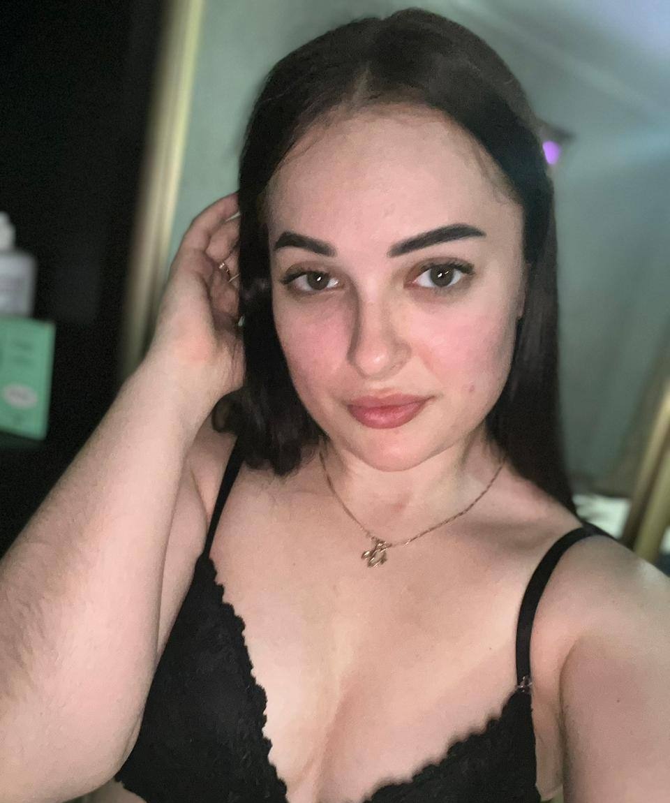 Инна привлекательная девушка из Нижнекамска цена от 3000 руб