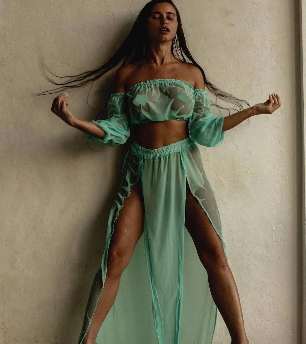 Настенька привлекальеная девушка из Нижнекамска цена от 4000 руб