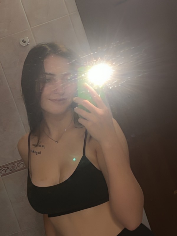 Богдана привлекательная девушка из Нижнекамска цена от 3000 руб