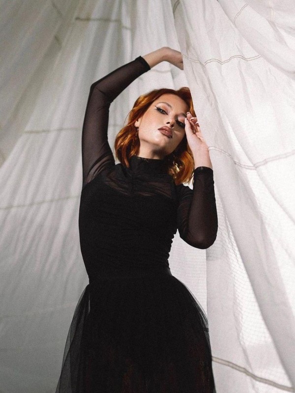 Элла привлекательная девушка из Нижнекамска цена от 10000 руб